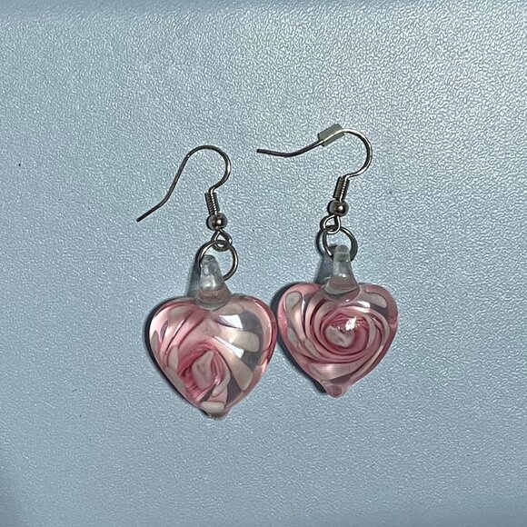 Urban Outfitters 3D Rose Heart Earrings - Picture 3 of 3